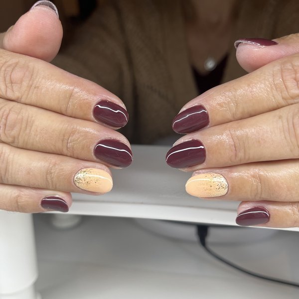 Semi-permanent LiaNails